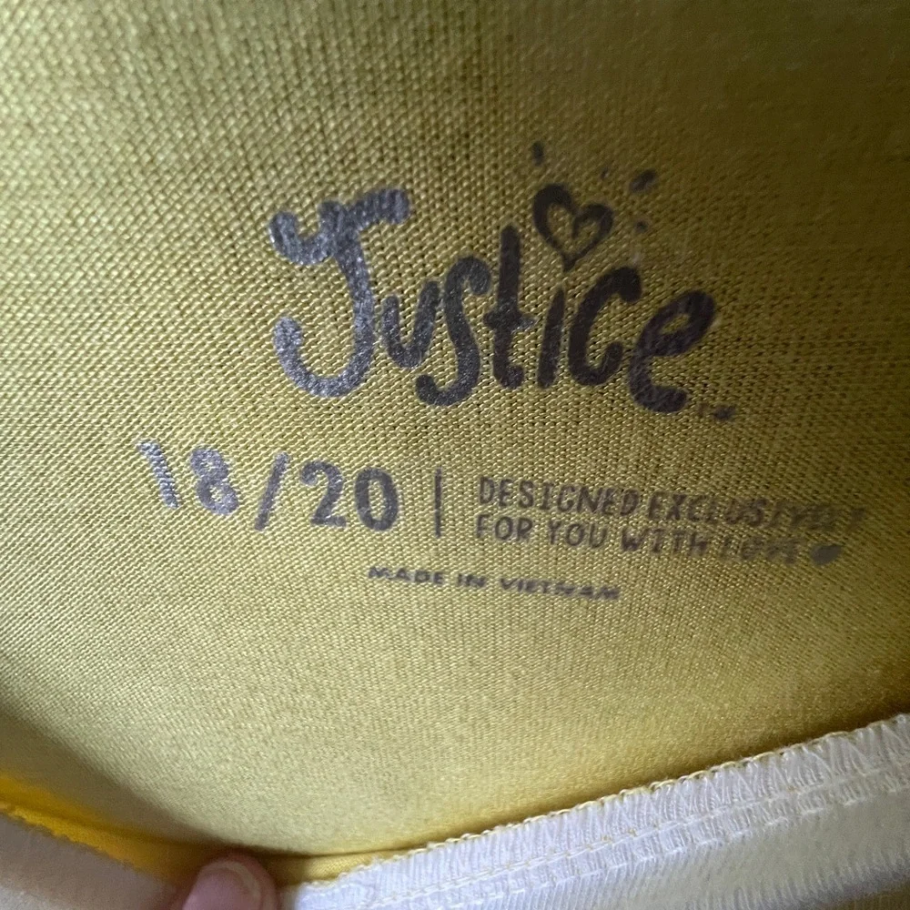 🌻5/$20 JUSTICE Girls Graphic Tee in Yellow Sz 18/20